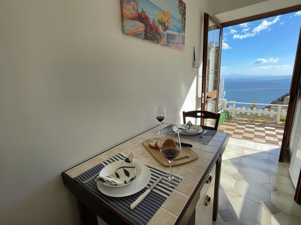 Casa Enzo Con Vista Mare Lejlighed Amalfi Eksteriør billede